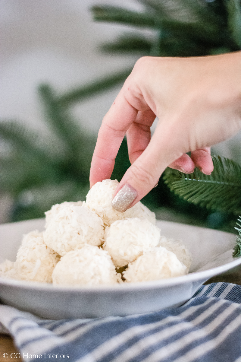 Sugar Free Low Carb Coconut Lemon Cheesecake Keto Fat Bombs