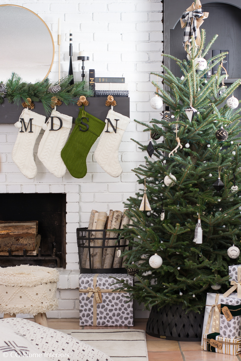 Holiday Home Blog Tour | Mohawk Home, Painted Built Ins, Family Room