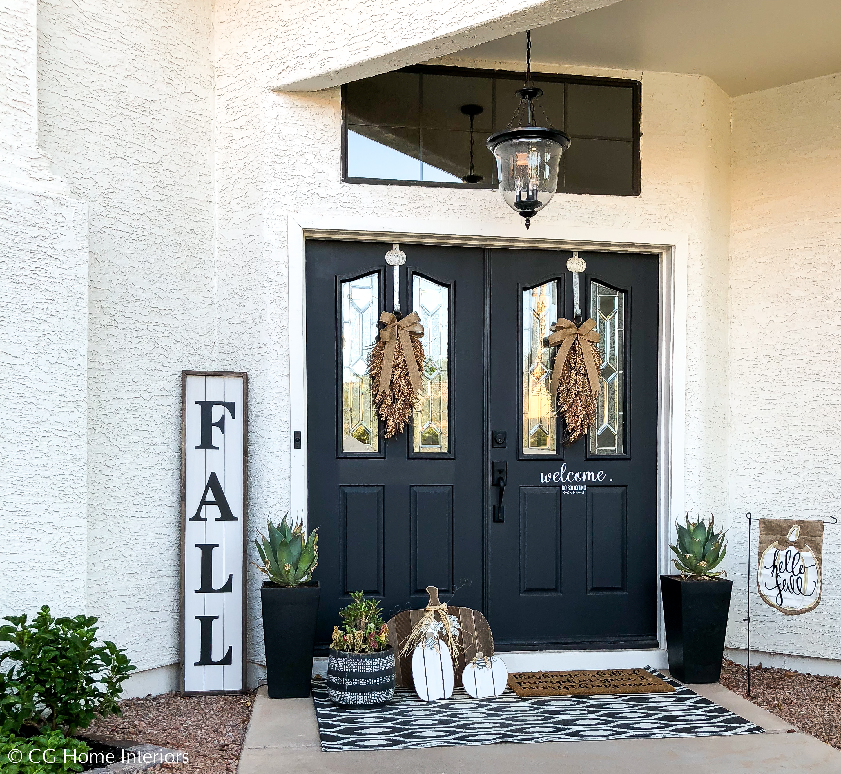 The Best Neutral Front Porch Fall Décor | Kirkland’s